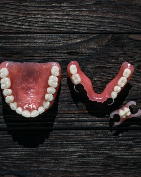 Full & Partial Dentures